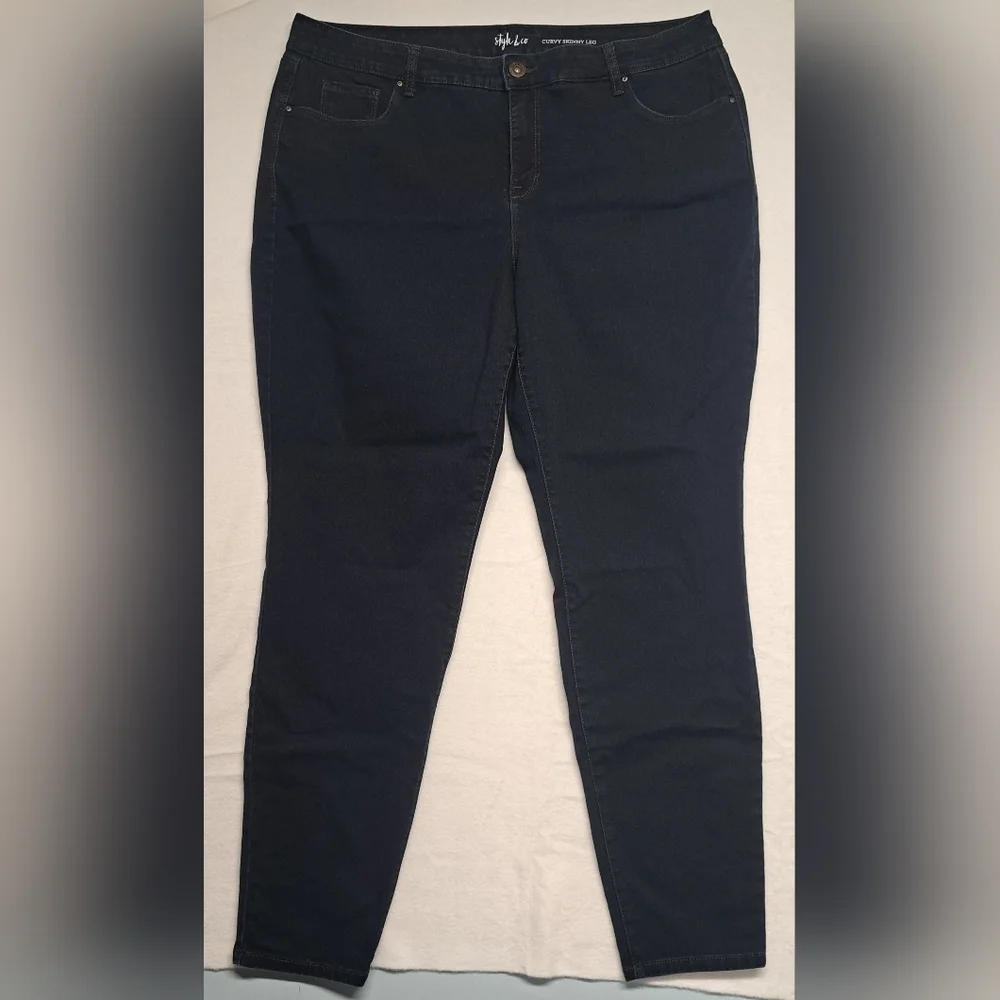 Style & Co 18 Curvy Skinny Leg Jeans Stretch Five Pocket Zipper Fly Dark Wash